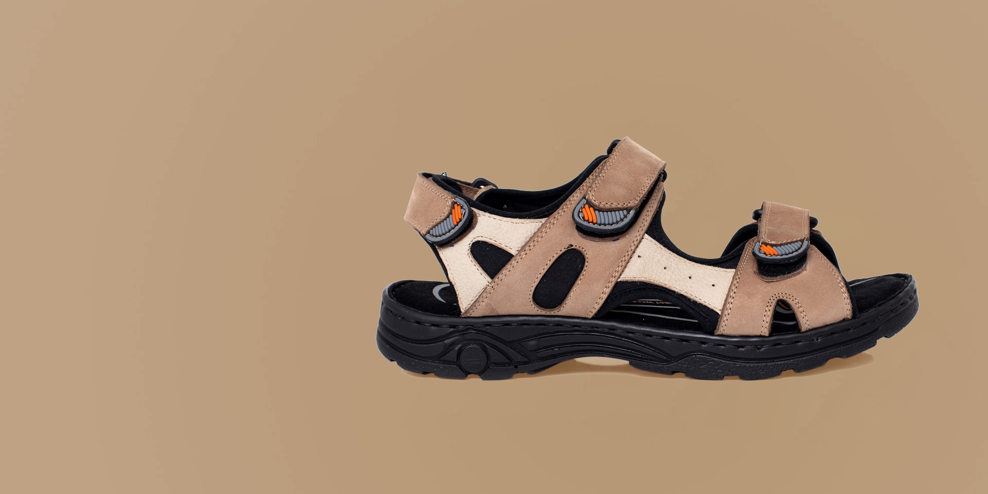>Sandales & collection de chaussons 2020